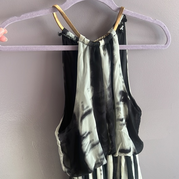 Black and White Semi Sheer Summer Dress Size Medium - Picture 3 of 12